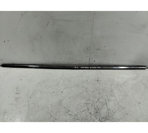 Уплотнитель стекла (передний левый наружный)