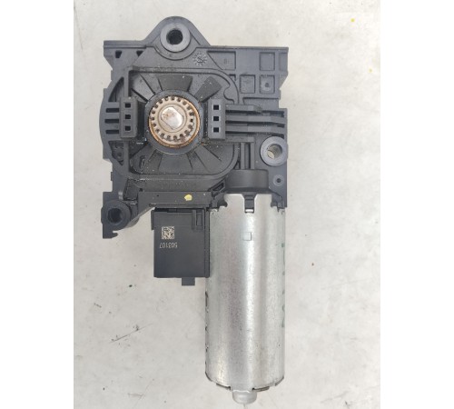 Моторчик люка левый