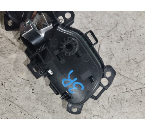 Ручка двери задняя правая внутренняя