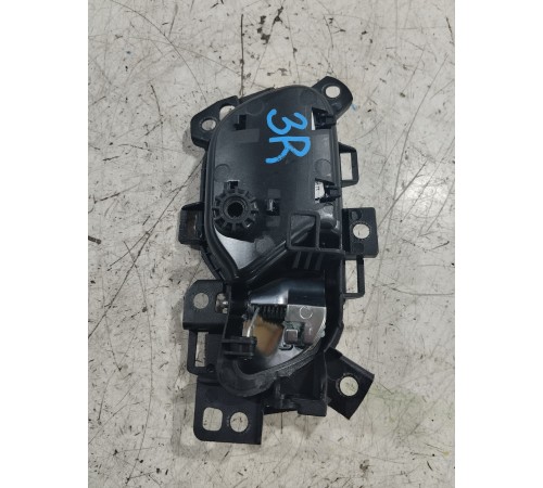 Ручка двери задняя правая внутренняя