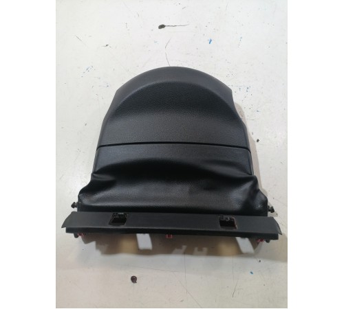 Кожух рулевой колонки