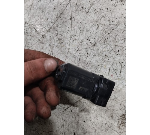 Активатор замка лючка бензобака