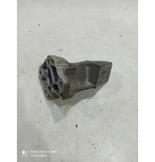 Кронштейн опоры двигателя левый