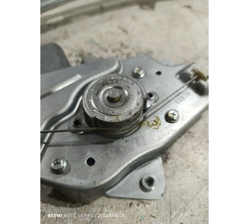 Стеклоподьемник задний левый