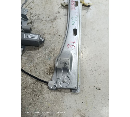 Стеклоподьемник задний левый