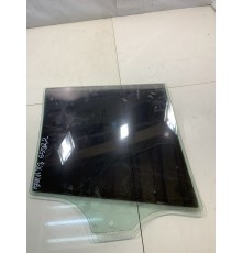 Стекло двери (заднее, левое)