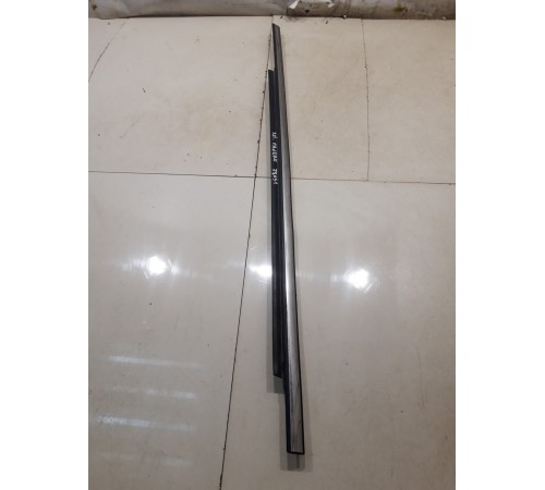 Уплотнитель стекла (задний, правый, внешний)