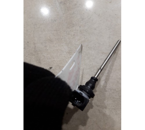 Датчик температуры охлаждающей жидкости в термостате