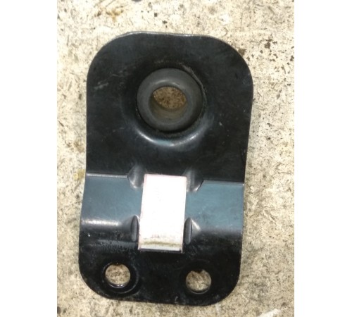 Кронштейн основного радиатора