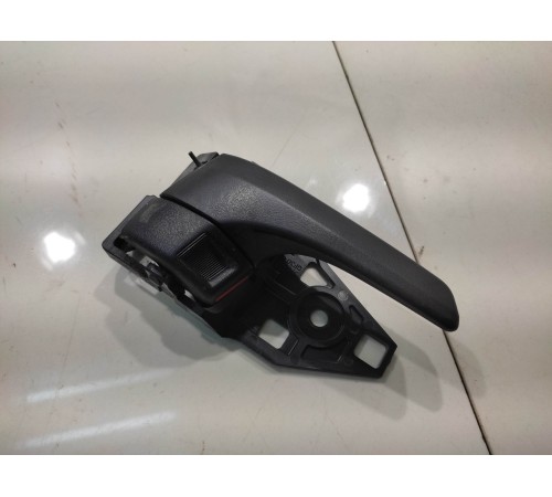 Ручка двери (передняя, правая, внутренняя)