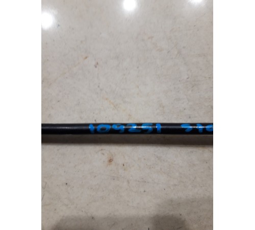 Держатель капота