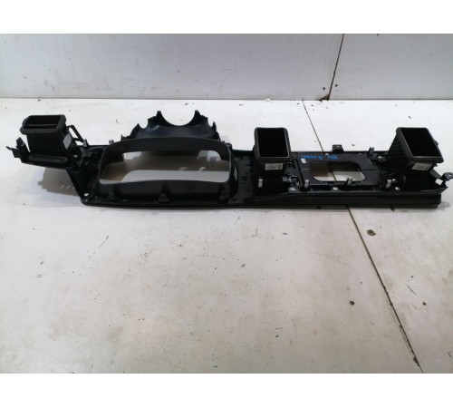 Накладка панели приборов, торпедо левая