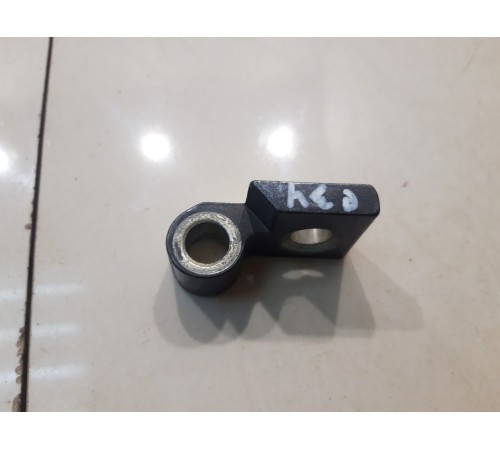 Петля двери (задняя, правая, нижняя)