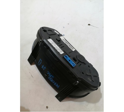 Панель приборов