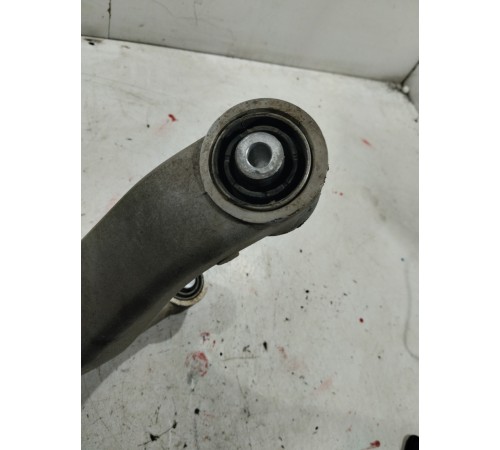 Рычаг подвески(задний правый)