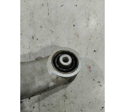 Рычаг подвески(задний правый)