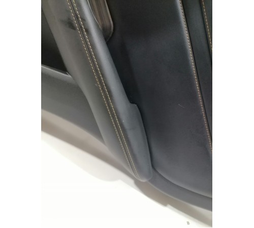 Обшивка двери задняя правая