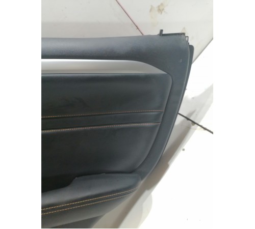 Обшивка двери задняя правая