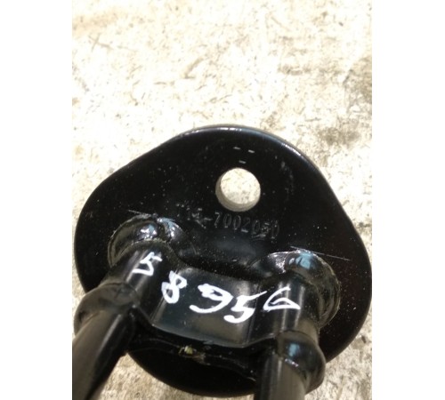 Ответка замка заднего ряда сидений левая