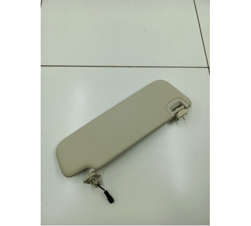 Козырек солнцезащитный левый