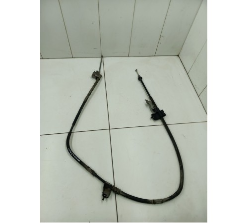 Трос стояночного тормоза задний правый