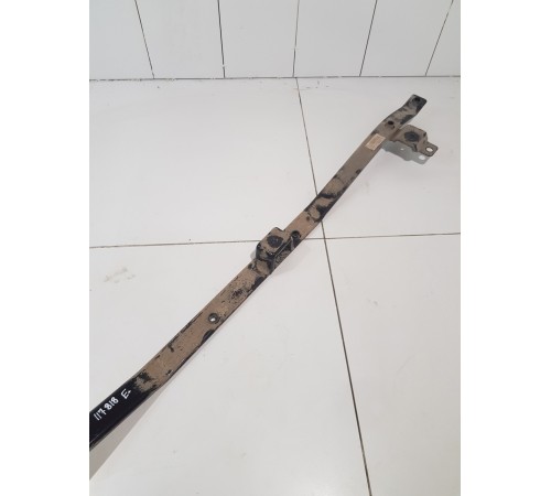 Усилитель бампера нижний