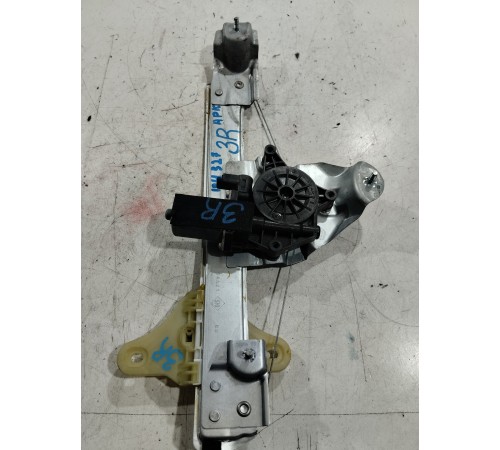 Стеклоподъемник (задний правый)