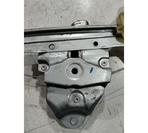 Стеклоподъемник (задний правый)