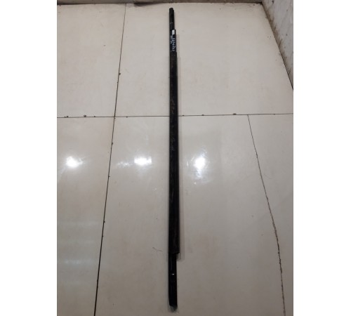 Накладка передней правой двери наружняя