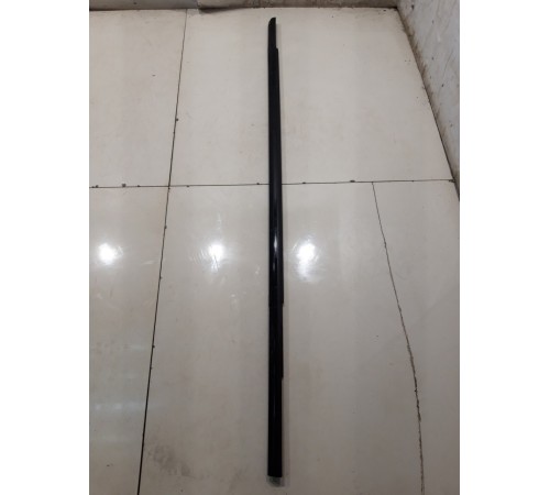 Накладка передней правой двери наружняя