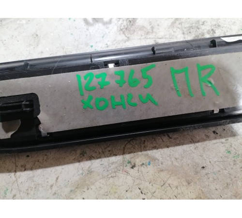 Накладка порога с подсветкой передняя правая