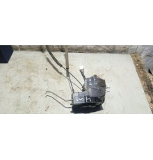 Замок двери передней правой