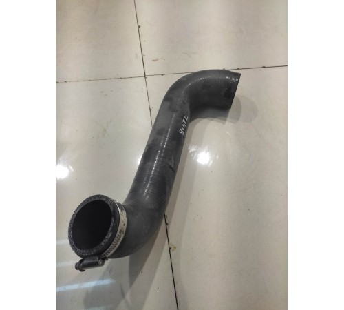 Патрубок системы охлаждения