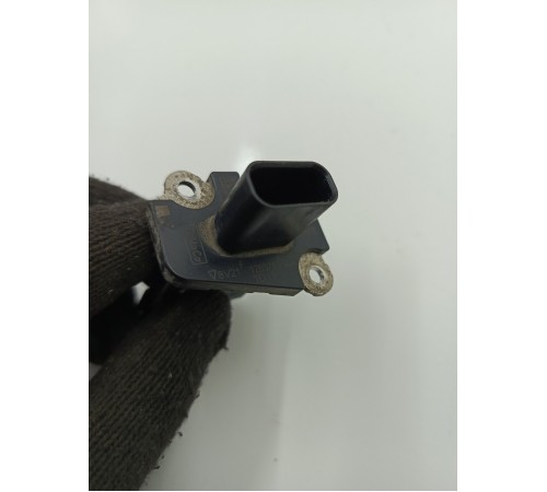 Датчик массового расхода воздуха (ДМРВ)