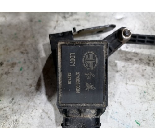 Датчик высоты дорожного просвета передний левый