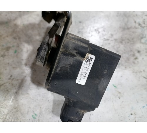 Датчик высоты дорожного просвета передний левый