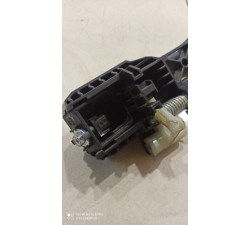 Ручка двери (передняя правая внешняя)