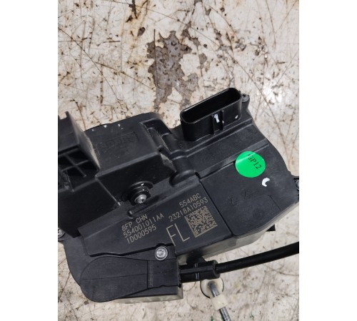 Замок двери передний левый