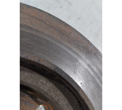 Тормозной диск передний правый