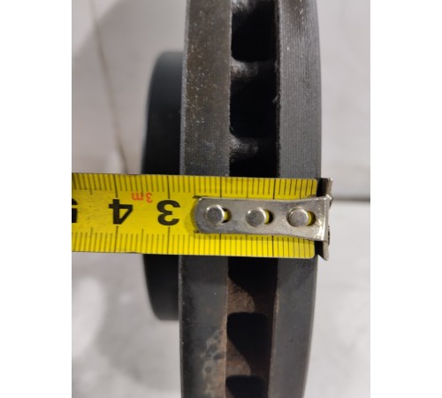 Тормозной диск передний правый