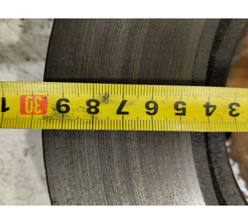 Тормозной диск передний правый