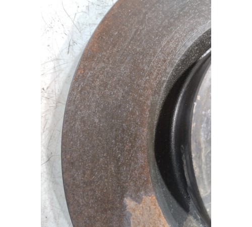 Тормозной диск передний правый