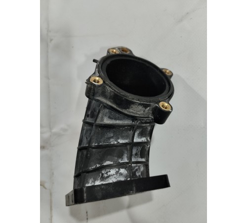 Патрубок воздушного фильтра