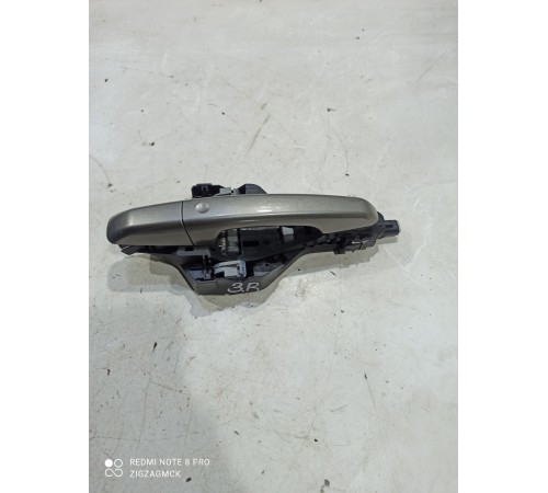 Ручка двери (задняя правая внешняя)