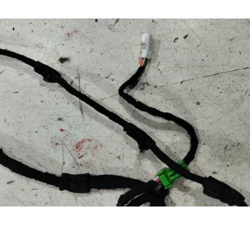 Электропроводка обшивки двери (задняя правая)