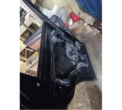 Дверь задняя левая