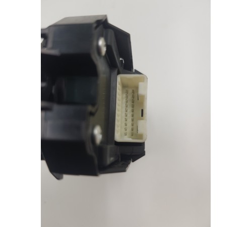 Блок управления стеклоподъемниками передний левый