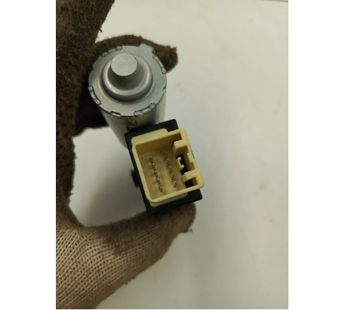 Моторчик люка электролюка крыши