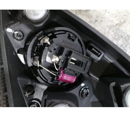 Динамик (уголок) двери передний правый