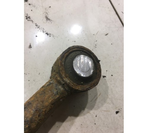 Рычаг подвески (задний, левый)